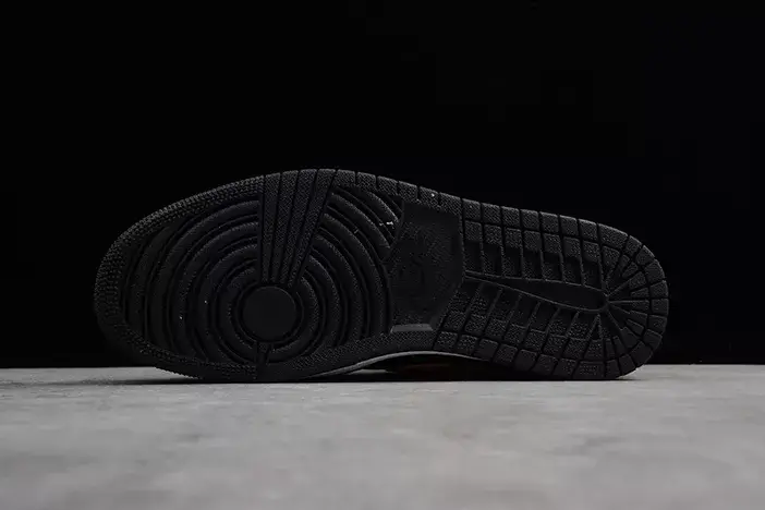 AIR JORDAN 1 MID Cozy 3689 