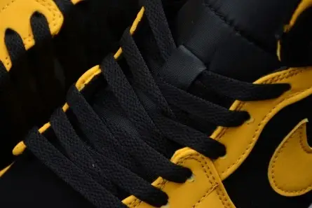AIR JORDAN 1 MID Cozy 3689 