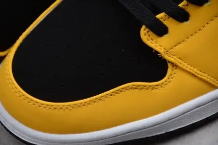 AIR JORDAN 1 MID Cozy 3689 