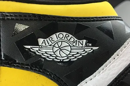 AIR JORDAN 1 MID QUAI 54-CJ9219-001 Unique 2386 
