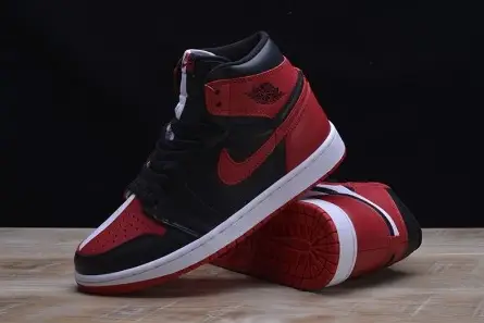 AIR JORDAN 1 RETRO Compact 987 
