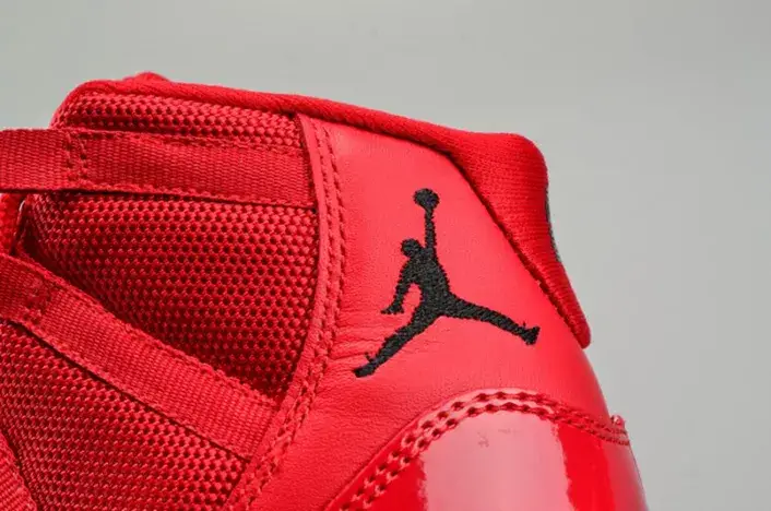 AIR JORDAN 11 RETRO BG (GS) DailyWear 7057 