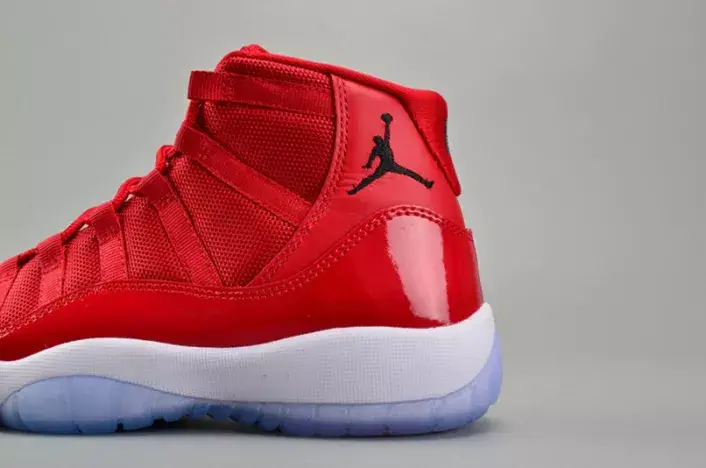 AIR JORDAN 11 RETRO BG (GS) DailyWear 7057 