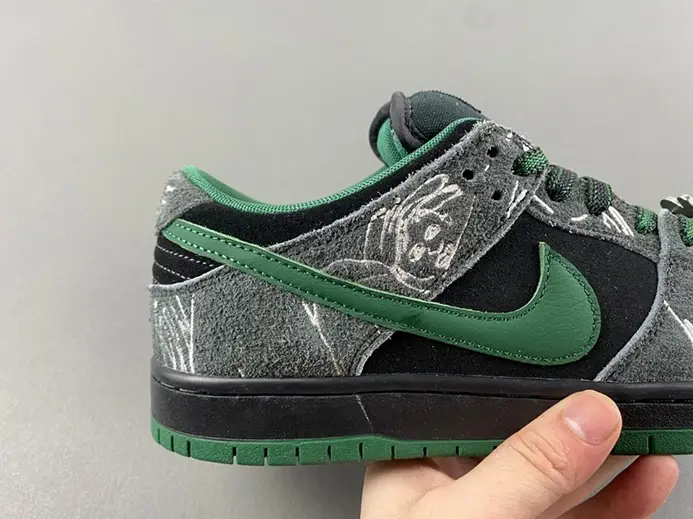 Affordable 1417 Nike SB Dunk Low There Skateboards  HF7743-001 