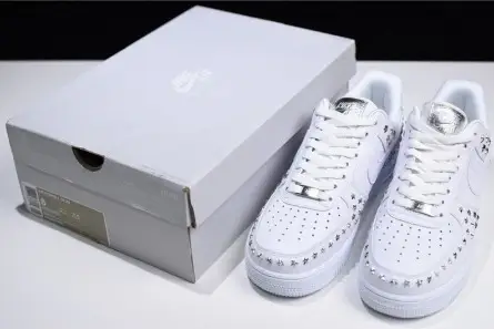 Air Force 1 '07 XX White (W) - AR0639-100 Sleek 1608 