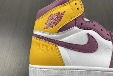 Air Jordan 1 High OG “Brotherhood” 555088-706 Flexible 7315 