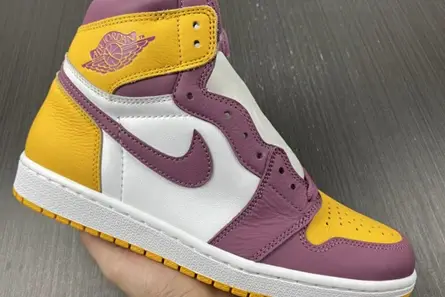 Air Jordan 1 High OG “Brotherhood” 555088-706 Flexible 7315 