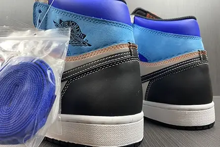 Air Jordan 1 High OG Prototype DC6515-100 Trendsetting 9273 