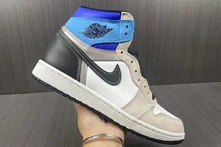 Air Jordan 1 High OG Prototype DC6515-100 Trendsetting 9273  CFFF238