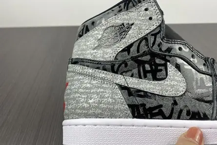 Air Jordan 1 High OG “Rebellionaire” 555088-036 UrbanStyle 1127 