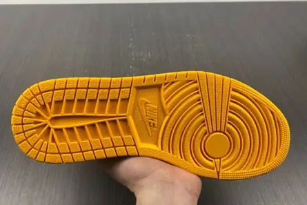 Air Jordan 1 High OG “Yellow Toe” 555088-711 TopPick 6333 