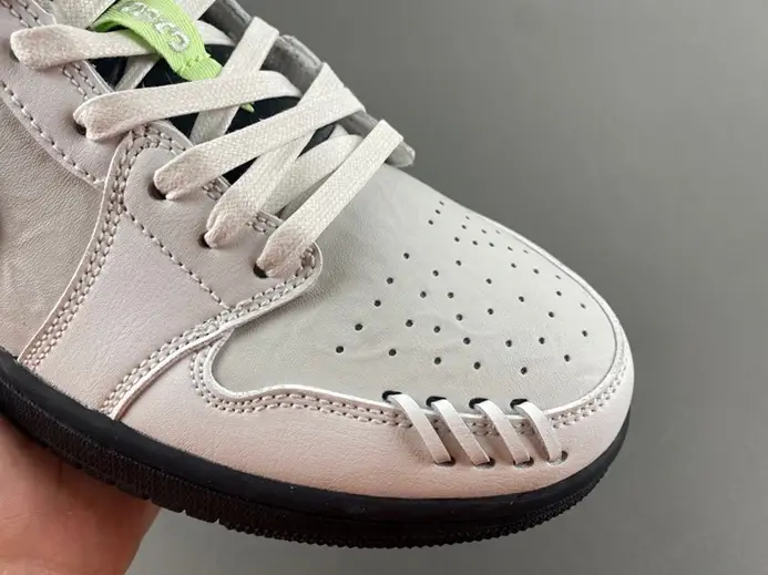 Air Jordan 1 Low HM3689-001 Sophisticated 3050 