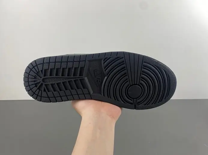 Air Jordan 1 Low HM3690-001 Compact 7179 