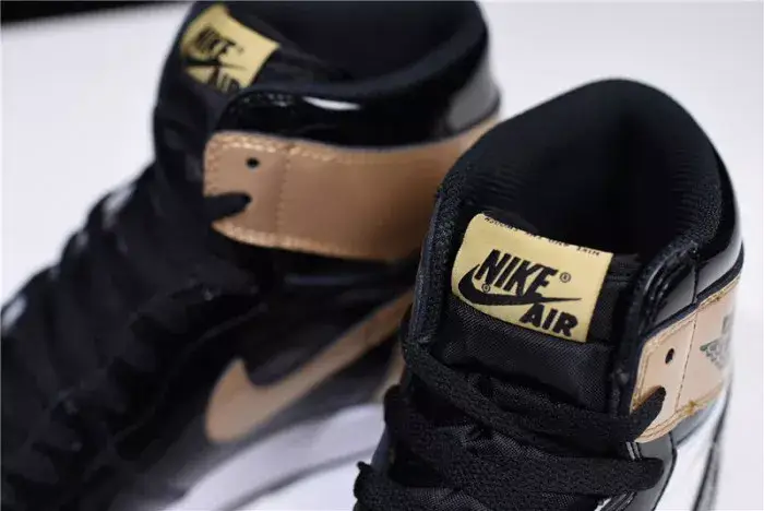 Air Jordan 1 Metallic Gold 861428-007 Versatile 2440 