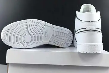 Air Jordan 1 Mid SE WMNS CK6587-100 Versatile 594  AEA203