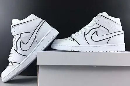 Air Jordan 1 Mid SE WMNS CK6587-100 Versatile 594 