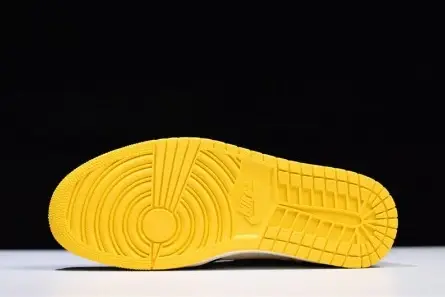 Air Jordan 1 No Ls Varsity Maize 861428-107 UrbanStyle 6312 