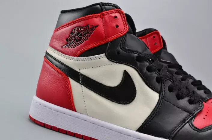 Air Jordan 1 Retro High Bred Toe OG 555088-610 WellDesigned 3254 