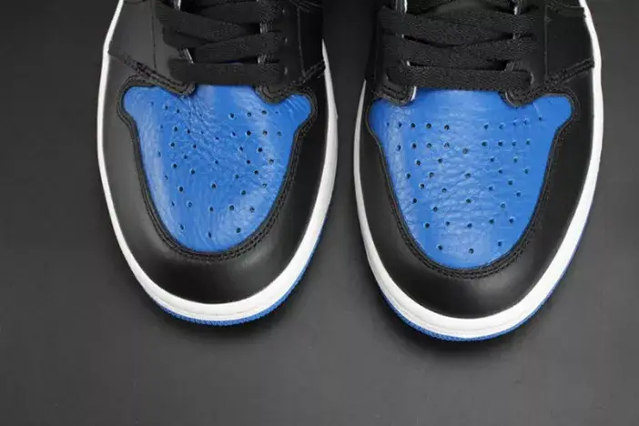 Air Jordan 1 Retro High OG 2017 Royal Blue 555088-007 Elegant 591 