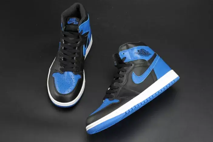 Air Jordan 1 Retro High OG 2017 Royal Blue 555088-007 Elegant 591 