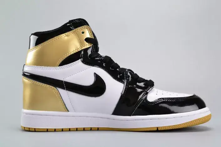Air Jordan 1 Retro High OG NRG ComplexCon "Top 3 Gold" 861428-001 Bright 7574 