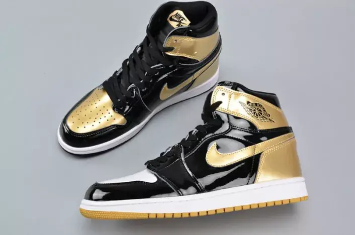 Air Jordan 1 Retro High OG NRG ComplexCon "Top 3 Gold" 861428-001 Bright 7574 