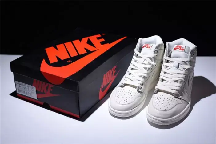 Air Jordan 1 Retro High OG Sail MENS 555088-114 Popular 8875 