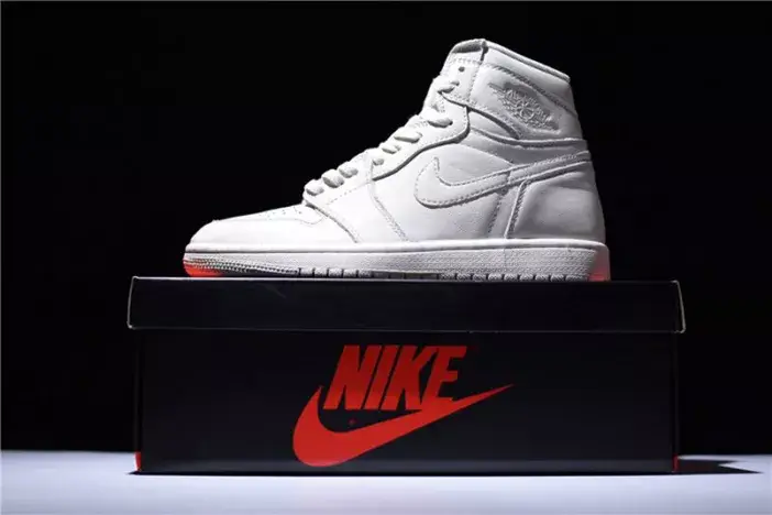 Air Jordan 1 Retro High OG Sail MENS 555088-114 Popular 8875 
