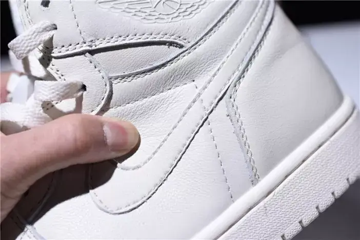 Air Jordan 1 Retro High OG Sail MENS 555088-114 Popular 8875 