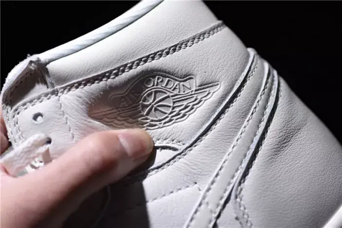 Air Jordan 1 Retro High OG Sail MENS 555088-114 Popular 8875 