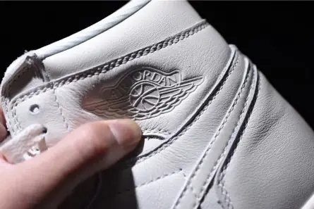 Air Jordan 1 Retro High OG Sail MENS 555088-114 Popular 8875 
