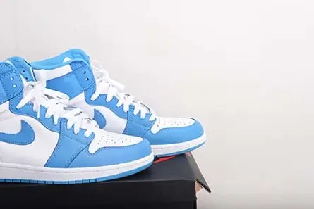 Air Jordan 1 Retro High OG “UNC” 555088-117 DailyWear 2364 