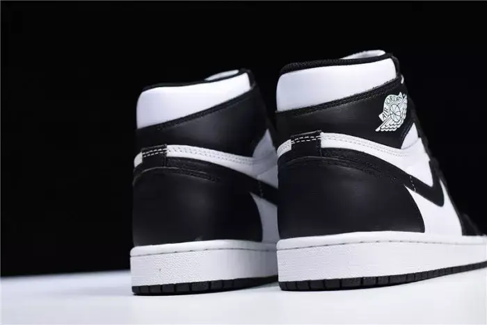 Air Jordan 1 Retro High Og - Air Jordan - 555088-010 Compact 7402 