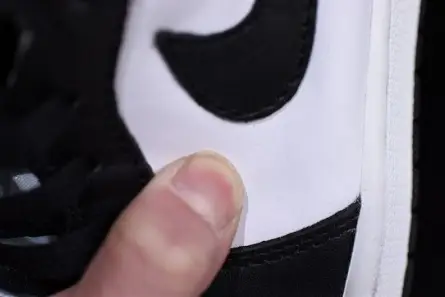 Air Jordan 1 Retro High Og - Air Jordan - 555088-010 Compact 7402 