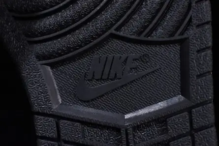 Air Jordan 1 Retro High Og - Air Jordan - 555088-010 Compact 7402 
