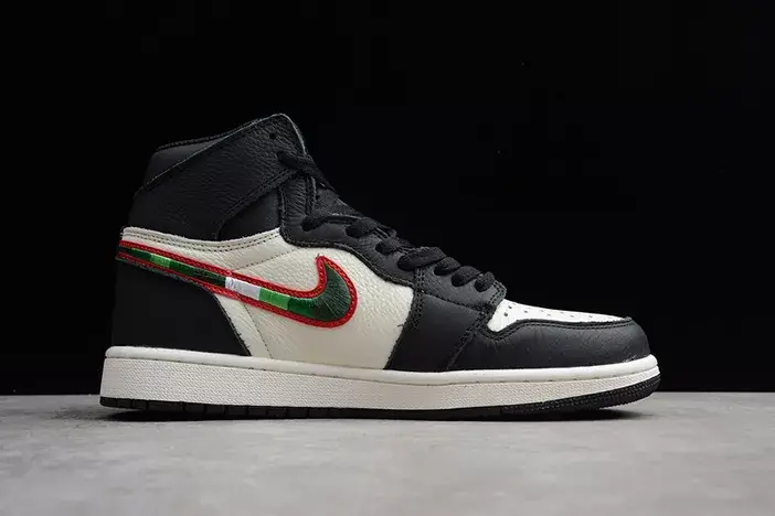 Air Jordan 1 Sports Illustrated A Star Is Born 555088-015 Practical 3874 