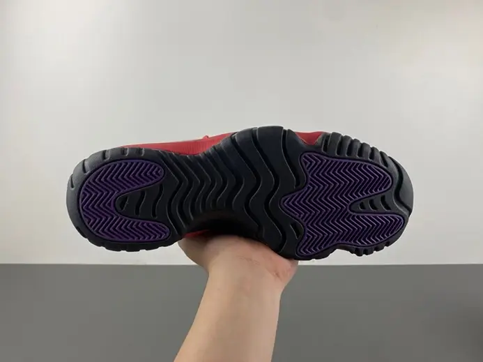 Air Jordan 11 CT8012-600 Cozy 5916 