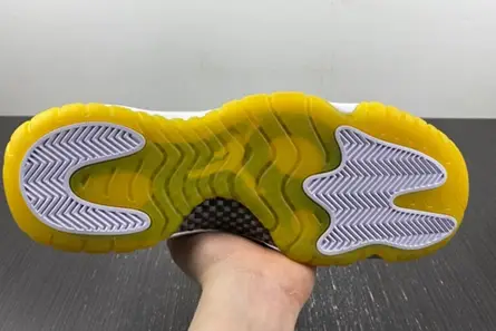 Air Jordan 11 Low “Yellow Snakeskin” AH7860-107 Compact 7757 