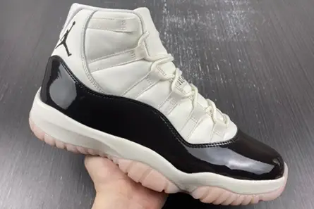 Air Jordan 11 WMNS “Neapolitan” AR0715-101 Refined 7964 