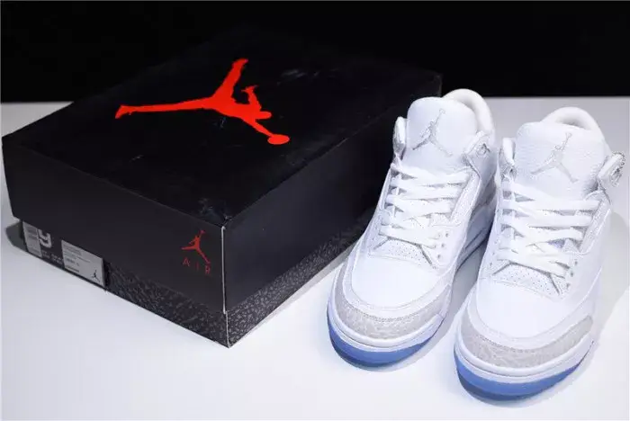 Air Jordan 3 Retro Triple White 136064-111 Lightweight 4277 