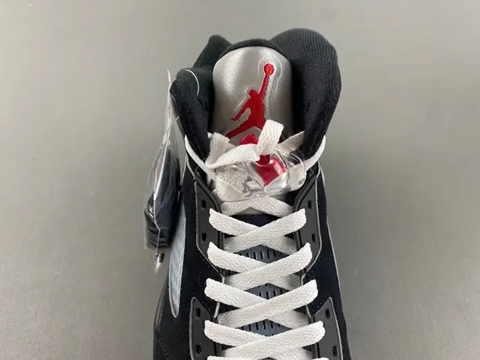 Air Jordan 5 “Black Metallic Reimagined” HF3975-001 Classic 6022 