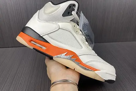 Air Jordan 5 “Total Orange” DC1060-100 Unique 5626 