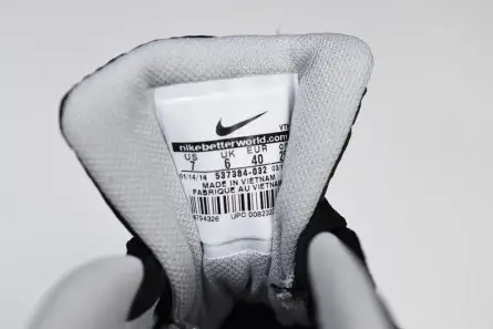 Air Max 90 Essential - Nike - 537384-032 EyeCatching 5987 