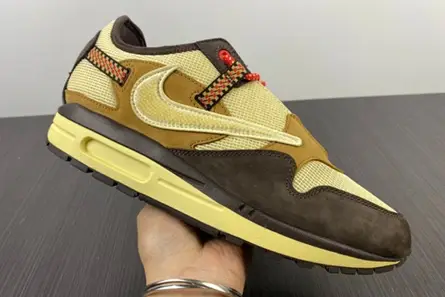 AllSeason 369 Nike Air Max 1 Travis Scott Cactus Jack Baroque Brown DO9392-200 