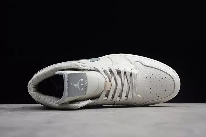 AllSeason 7721 Air Jordan 1 Mid SE 'Grey Fog' - Air Jordan - 852542-003  ADC1152