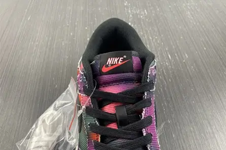 Bold 289 Nike Dunk Low Graffiti Pink DM0108-002 