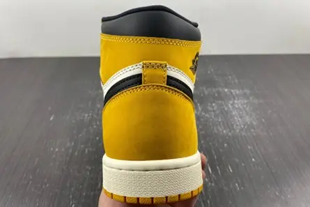 Breathable 5747 Air Jordan 1 High OG “Yellow Ochre” DZ5485 701 