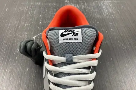 Bright 7492 Nike SB Dunk Low Staple NYC Pigeon  304292-011 