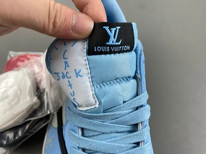Classic 2996 Travis Scott x Air Jordan 1 DM7866-107 