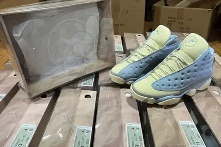 Classic 8898 Air Jordan 13  SOLEFLY DX5763-100 